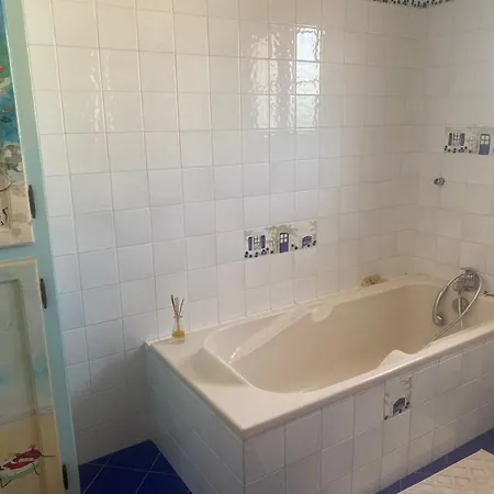 Avec Jardin Et Piscine 3 Minutes De La Rochelle Villa