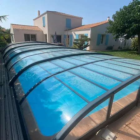 Avec Jardin Et Piscine 3 Minutes De La Rochelle Villa Lagord